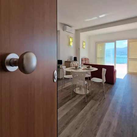 Loft Terrazza Sul Mare Apartamento